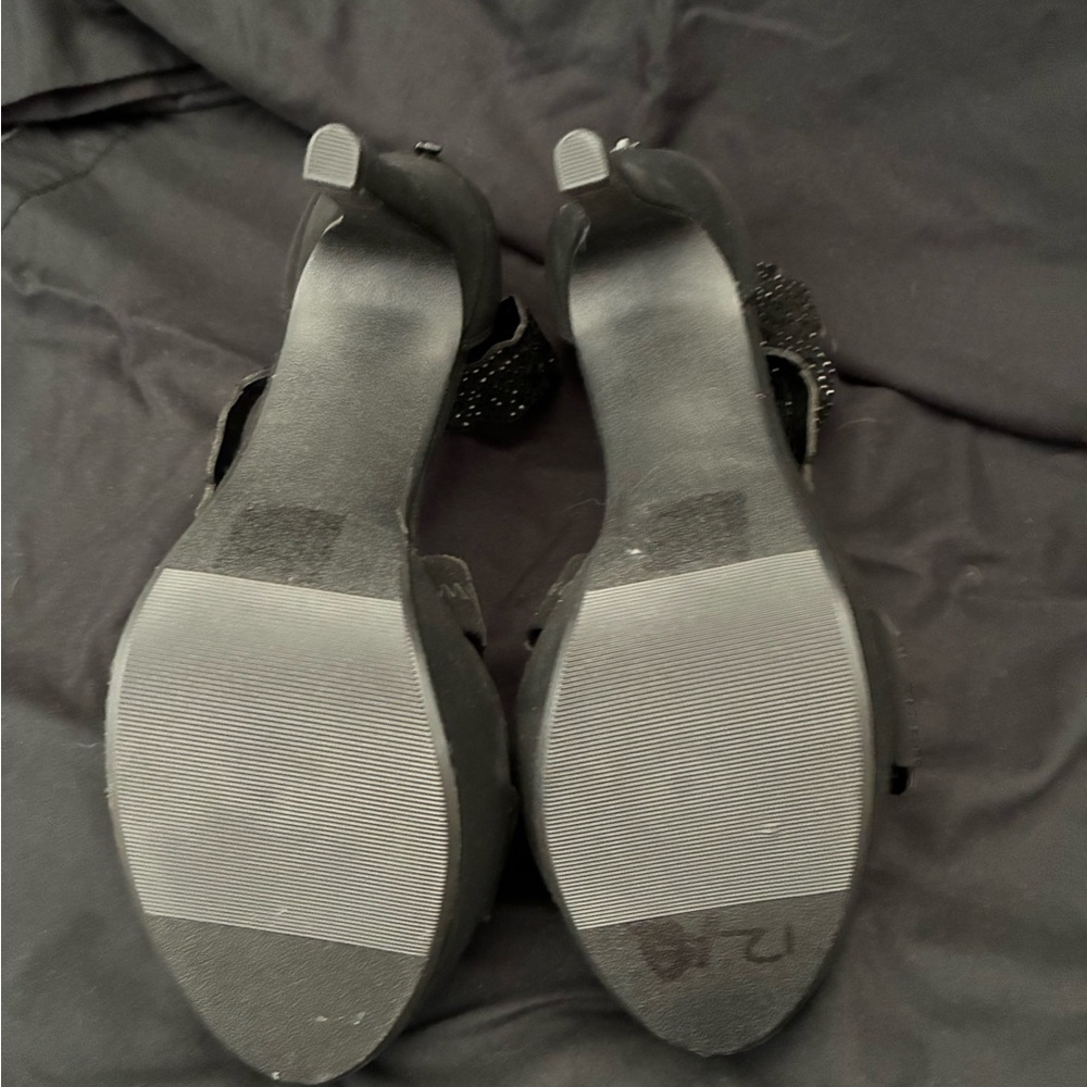 Marco Republic Elegant Heels - Picture 2 of 5